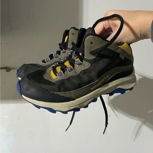 Merrell boys Black and Yellow Trail Shoes